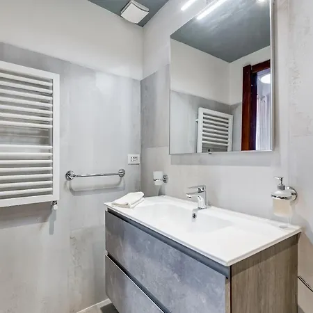 Bbl - Trevi 2bdr Appartement Rome
