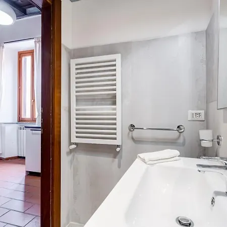 Bbl - Trevi 2bdr Apartamento